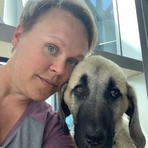 Meet your Posher, Crystal